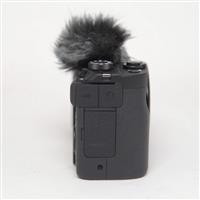 Used Canon Powershot V1 Compact camera