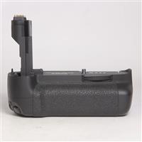 Used Canon BG-E7 BGE7 Battery Grip for EOS 7D