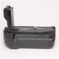 Used Canon BG-E7 BGE7 Battery Grip for EOS 7D