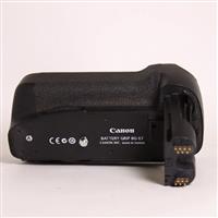 Used Canon BG-E7 BGE7 Battery Grip for EOS 7D