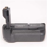 Used Canon BG-E7 BGE7 Battery Grip for EOS 7D