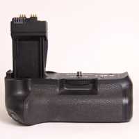 Used Canon BG-E8 Battery Grip for EOS 550D/ 600D/ 650D/ 700D