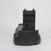 Used Canon BG-E9 Battery Grip for EOS 60D