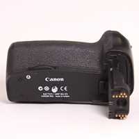 Used Canon BG-E9 Battery Grip for EOS 60D