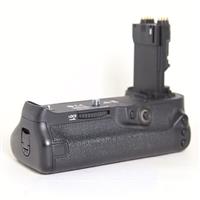 Used Canon BG-E16 Battery Grip for EOS 7d Mark II