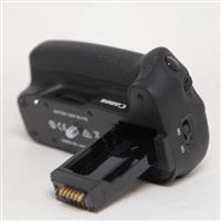 Used Canon BG-E18 Battery Grip for EOS 750/760