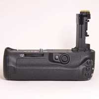 Used Canon Battery Grip BG-E20 for the 5D Mark IV