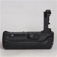 Used Canon Battery Grip BG-E20 for the 5D Mark IV