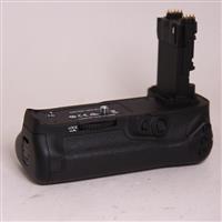 Used Canon Battery Grip BG-E20 for the 5D Mark IV