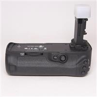 Used Canon Battery Grip BG-E20 for the 5D Mark IV