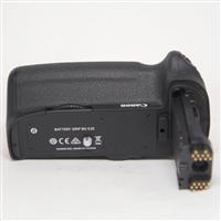 Used Canon Battery Grip BG-E20 for the 5D Mark IV