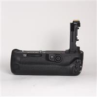 Used Canon Battery Grip BG-E20 for the 5D Mark IV