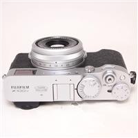 Used Fujifilm X100V Compact Digital Camera Silver