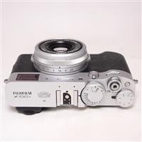 Used Fujifilm X100V Compact Digital Camera Silver