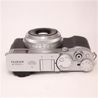 Used Fujifilm X100V Compact Digital Camera Silver