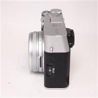 Used Fujifilm X100V Compact Digital Camera Silver