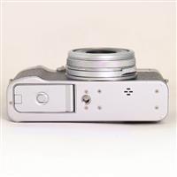 Used Fujifilm X100V Compact Digital Camera Silver