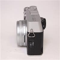 Used Fujifilm X100V Compact Digital Camera Silver
