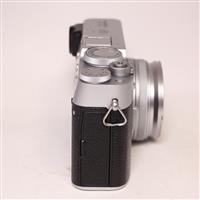 Used Fujifilm X100V Compact Digital Camera Silver