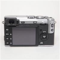 Used Fujifilm X-E1 - Two Tone Silver