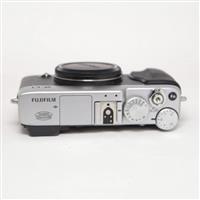 Used Fujifilm X-E1 - Two Tone Silver