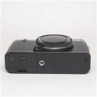 Used Fujifilm X-E4 Mirrorless Digital Camera Body Black