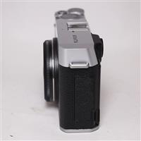 Used Fujifilm X-E4 Mirrorless Digital Camera Body Silver