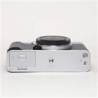 Used Fujifilm X-E5 Mirrorless Camera Silver