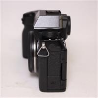 Used Fujifilm X-S10 Mirrorless Digital Camera Body Only