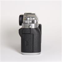 Used Fujifilm X-T3 Mirrorless Camera Silver