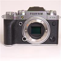 Used Fujifilm X-T4 Mirrorless Camera Body Black