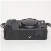 Used Fujifilm X-T4 Mirrorless Camera Body Black