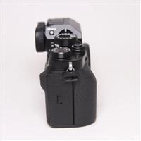 Used Fujifilm X-T4 Mirrorless Camera Body Black