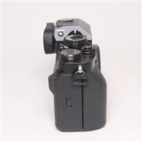 Used Fujifilm X-T4 Mirrorless Camera Body Black