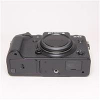 Used Fujifilm X-T4 Mirrorless Camera Body Black