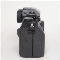 Used Fujifilm X-T4 Mirrorless Camera Body Black