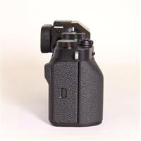 Used Fujifilm X-T4 Mirrorless Camera Body Black