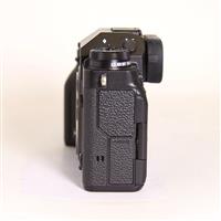 Used Fujifilm X-T4 Mirrorless Camera Body Black