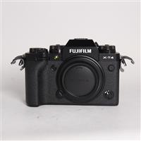 Used Fujifilm X-T4 Mirrorless Camera Body Black