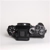 Used Fujifilm X-T4 Mirrorless Camera Body Black
