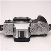 Used Fujifilm X-T4 Mirrorless Camera Body
