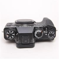Used Fujifilm X-T4 Mirrorless Camera Body Black