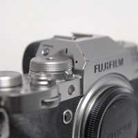 Used Fujifilm X-T4 Mirrorless Camera Body Silver