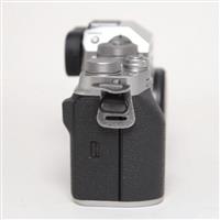 Used Fujifilm X-T4 Mirrorless Camera Body Silver