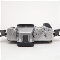 Used Fujifilm X-T4 Mirrorless Camera Body Silver