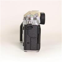 Used Fujifilm X-T4 Mirrorless Camera Body Silver