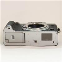 Used Fujifilm X-T4 Mirrorless Camera Body Silver