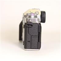 Used Fujifilm X-T4 Mirrorless Camera Body Silver