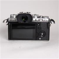 Used Fujifilm X-T4 Mirrorless Camera Body Silver