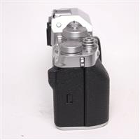 Used Fujifilm X-T4 Mirrorless Camera Body Silver